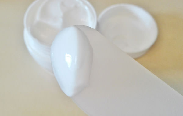 004milcure-cleansing-cream