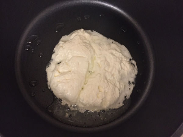 焼きヨーグルトをフライパンで作る