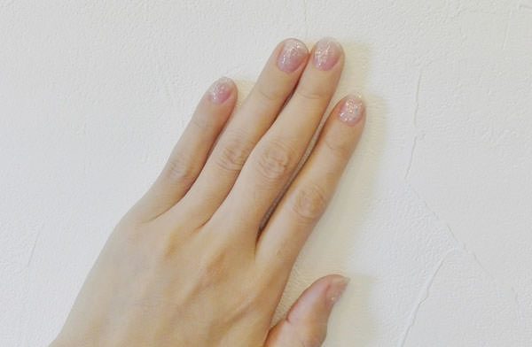 024nail-enamel
