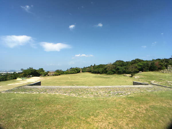 048_nakagusukujo